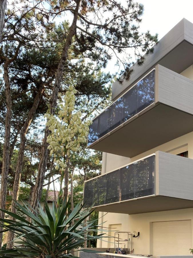 Appartamenti Vacanza Albatros Lignano Sabbiadoro Buitenkant foto