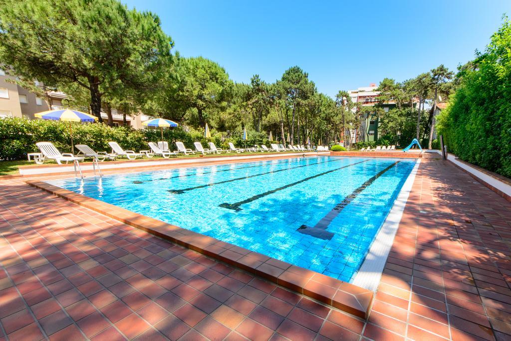 Appartamenti Vacanza Albatros Lignano Sabbiadoro Buitenkant foto